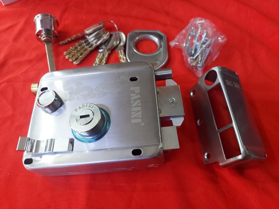 KHÓA CỬA CỔNG  LÙA 699M ( DÙNG CHO CỬA CỔNG DẠNG LÙA )