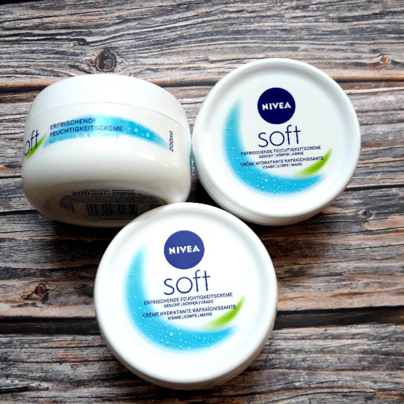 Kem Dưỡng Ẩm Nivea Soft 200ml Đức