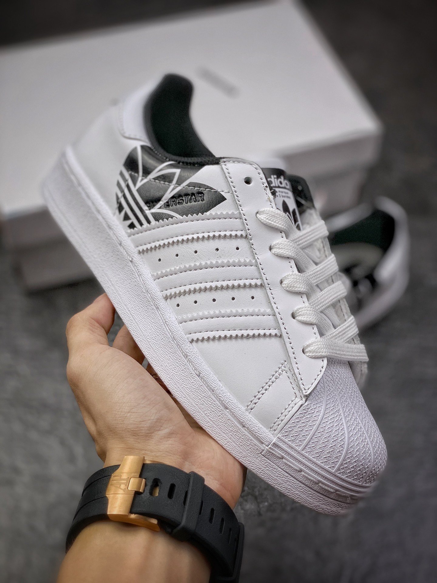 adidas superstar couple shoes