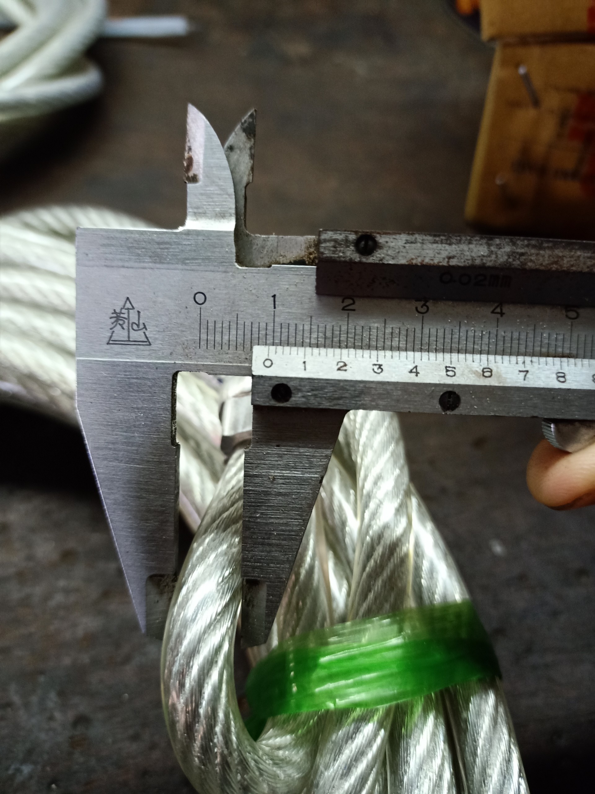 DÂY CÁP THÉP BỌC NHỰA KHÓA XE 10M