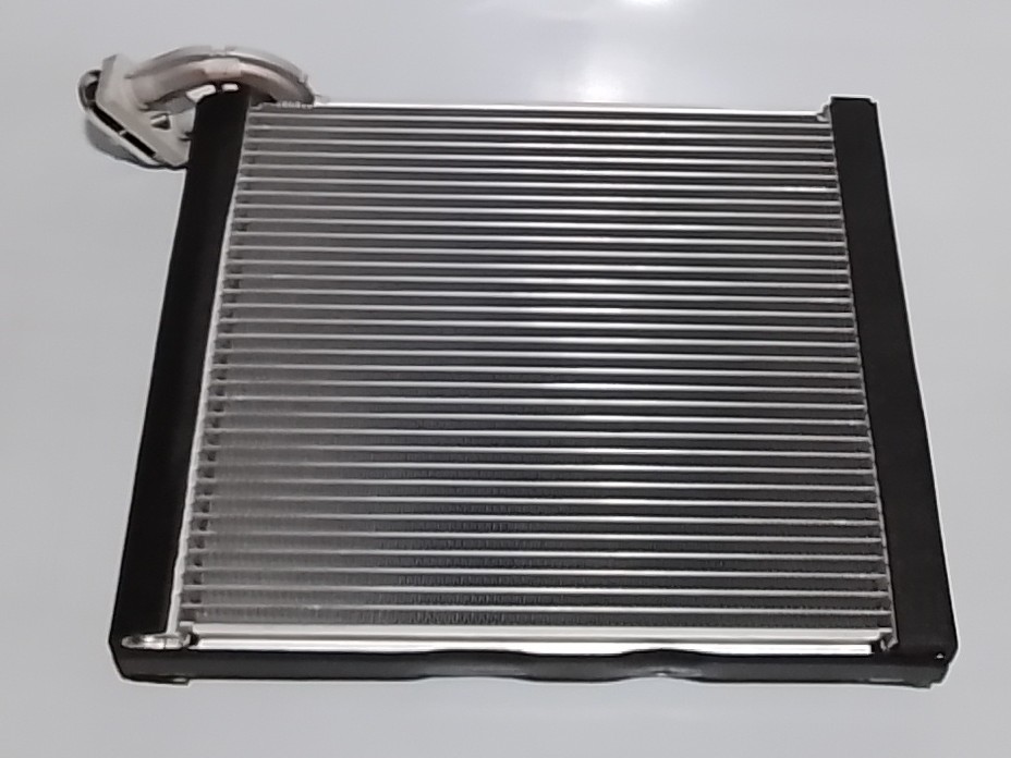 Foton Transvan Traveller Front Evaporator Laminated Cooling Coil