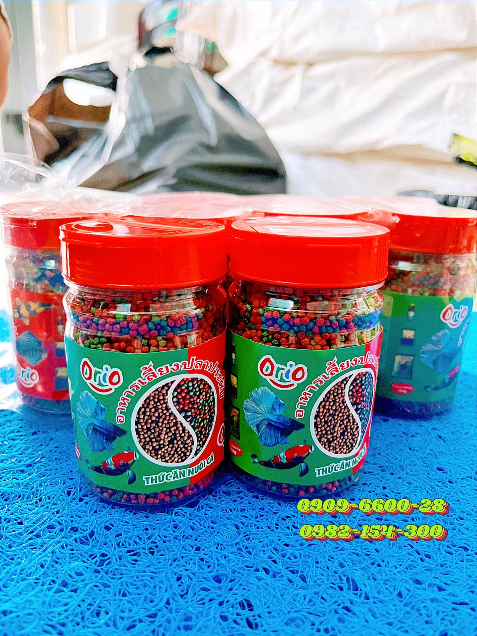 Thức ăn ORIO lên màu cho cá cảnh