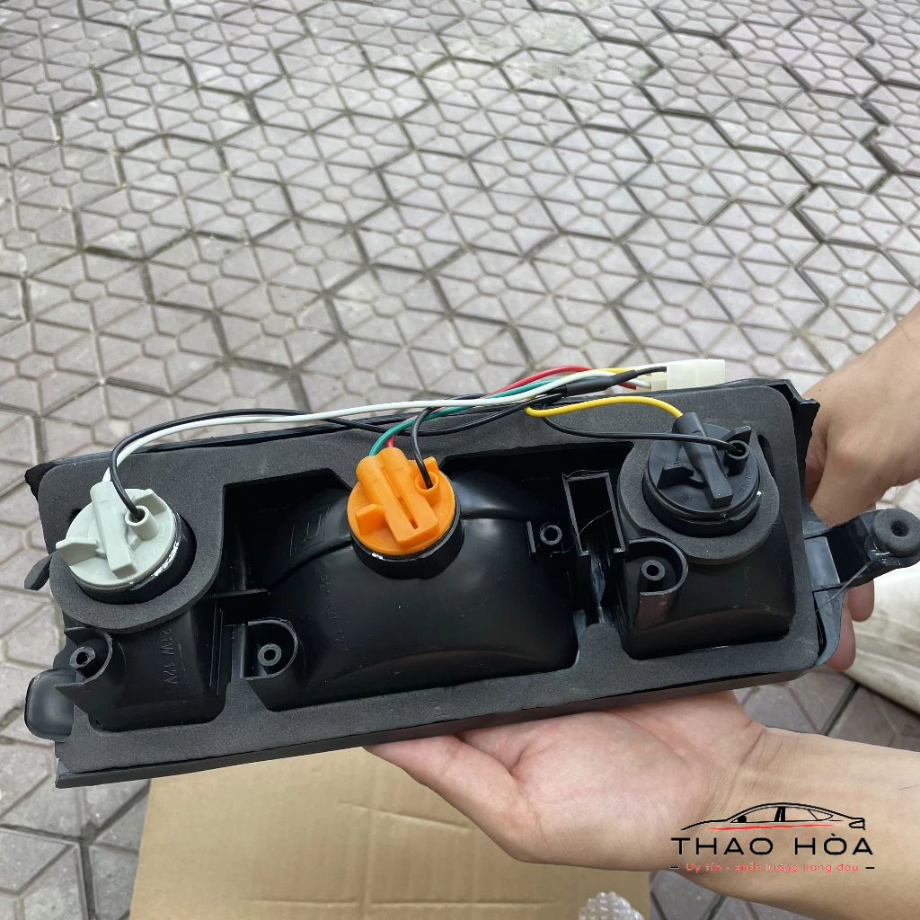 [Hàng đẹp] Đèn hậu SUZUKI 7 chỗ (Su cóc)