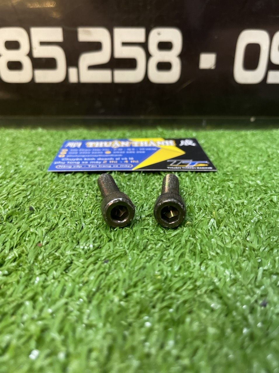 Ốc cảng sau yaz / Yaz125 ( ốc lục giác )