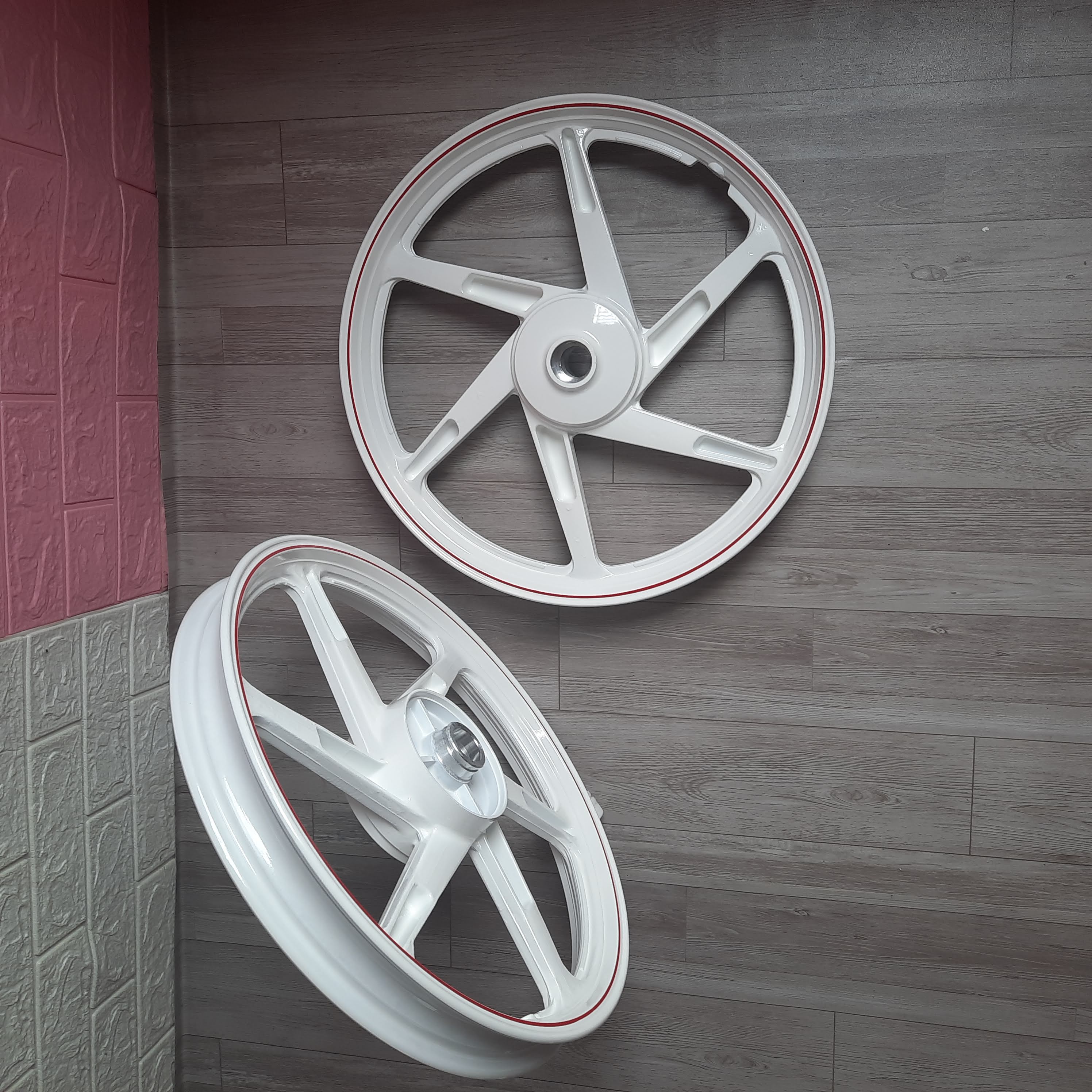 Mâm 6 cây kiểu Satria dành cho Dream, Wave nhỏ thắng đùm