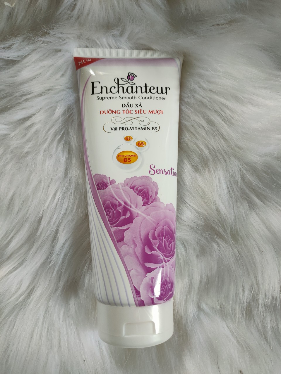 [NEW] TUÝP DẦU XẢ ENCHANTEUR SENSATION/CHARMING 335gr