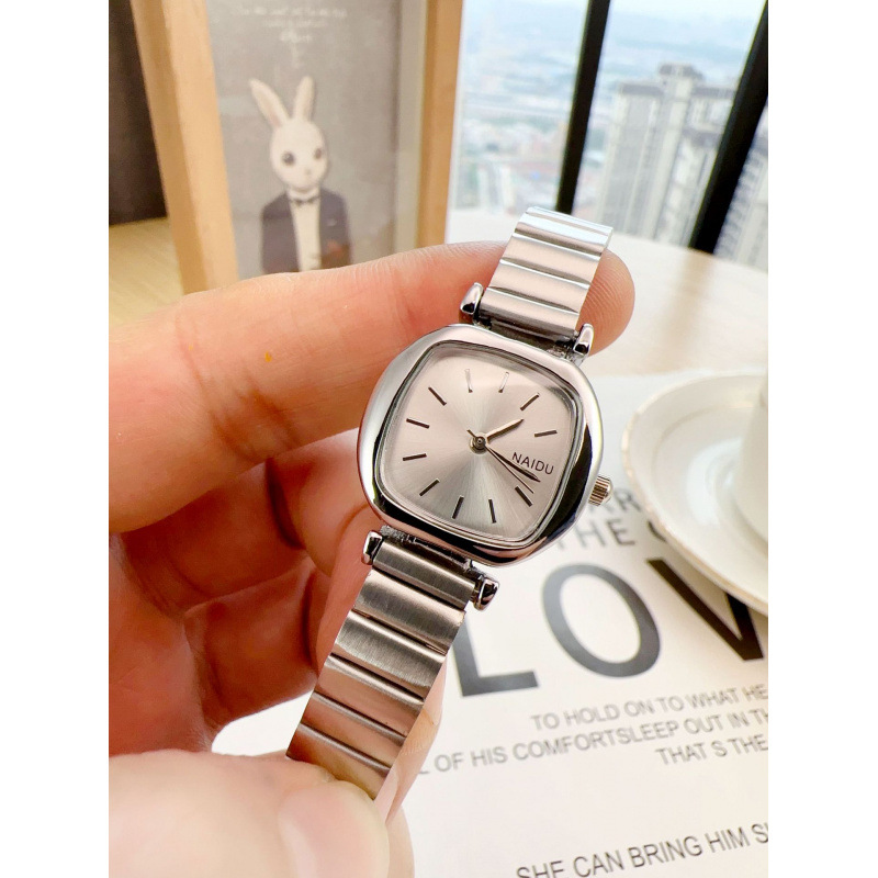 %E6%B0%94%E8%B4%A8%E5%B0%8F%E8%A1%A8%E7%9B%98%E6%96%B9%E5%BD%A2%E5%A5%B3%E5%A3%AB%E7%99%BE%E6%90%AD%E8%85%95%E8%A1%A8%E5%8E%82%E5%AD%A6%E9%99%A2%E9%A3%8E%E6%89%8B%E8%A1%A8%E5%A5%B3%E5%AD%A6%E7%94%9F%E9%9F%A9%E7%89%88%E7%AE%80%E7%BA%A6%20-%20Image%203