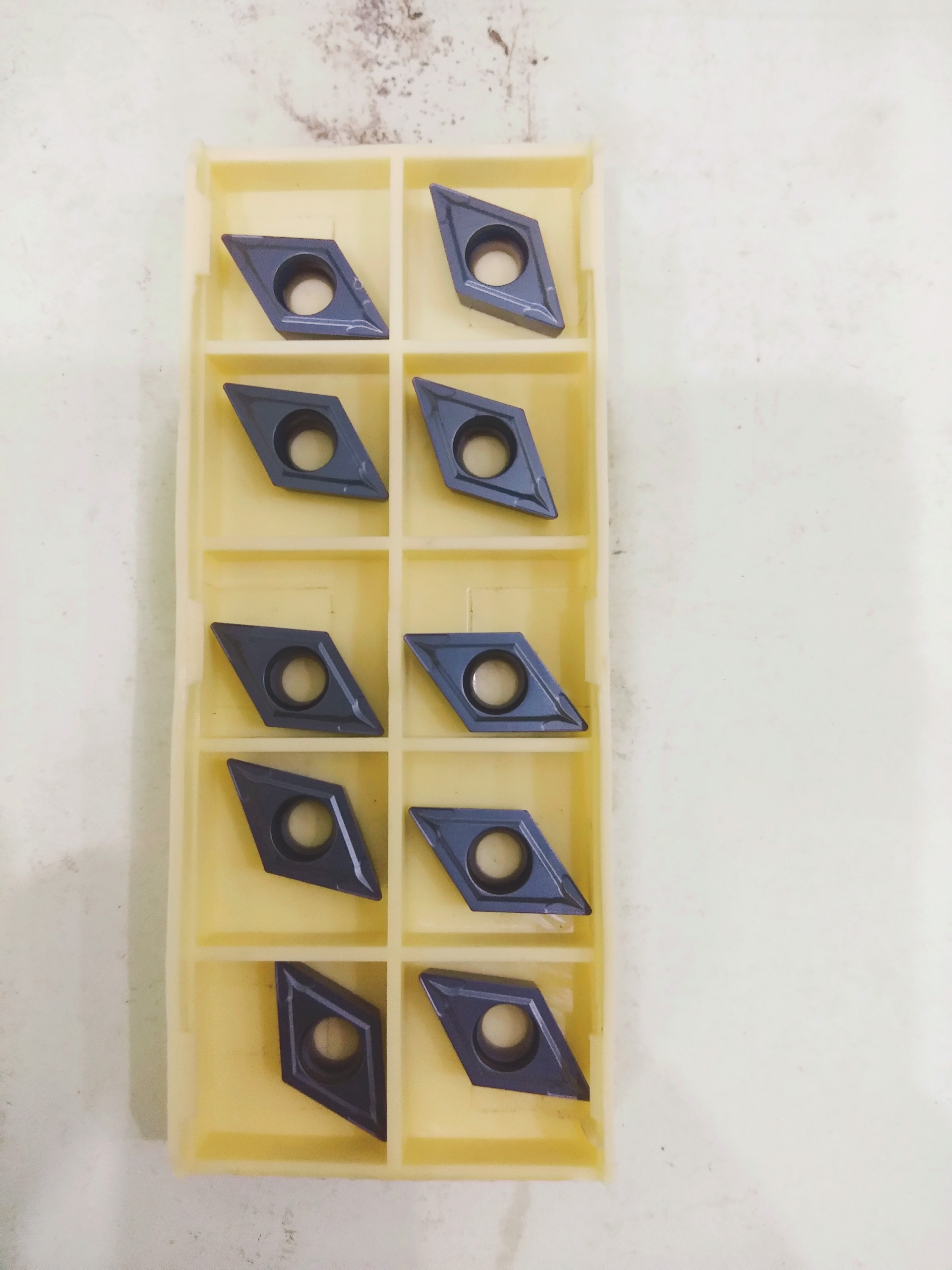 MẢNH CHÍP DC11 - R04