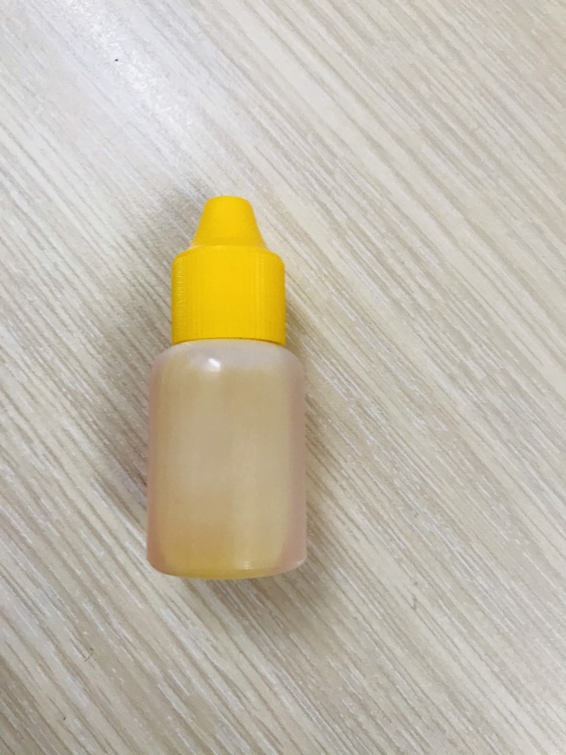 Màu nước thực phẩm Thiên Thành 10ml