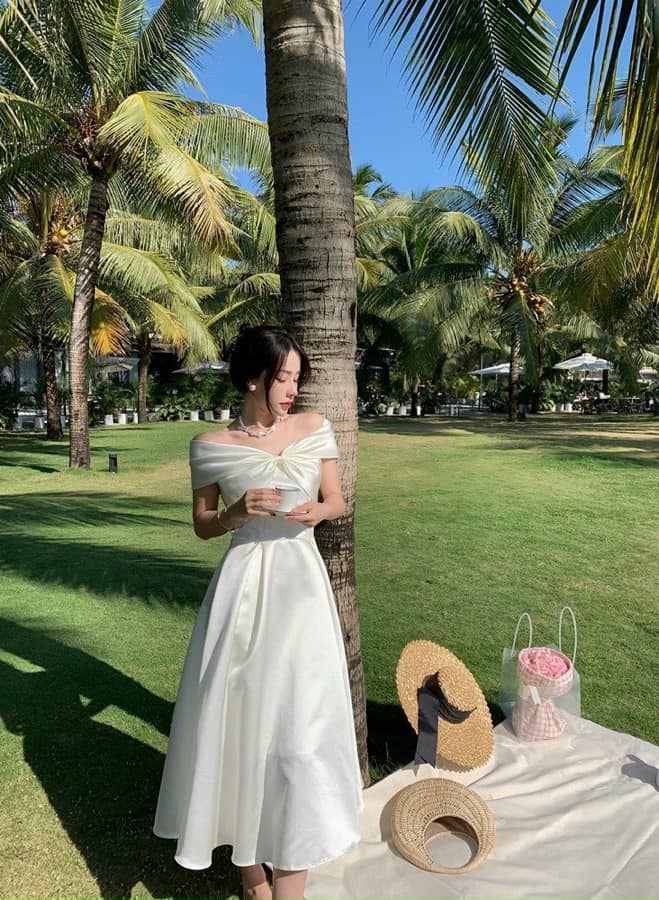 ĐẦM LỤA DẠ HỘI TRỄ VAI