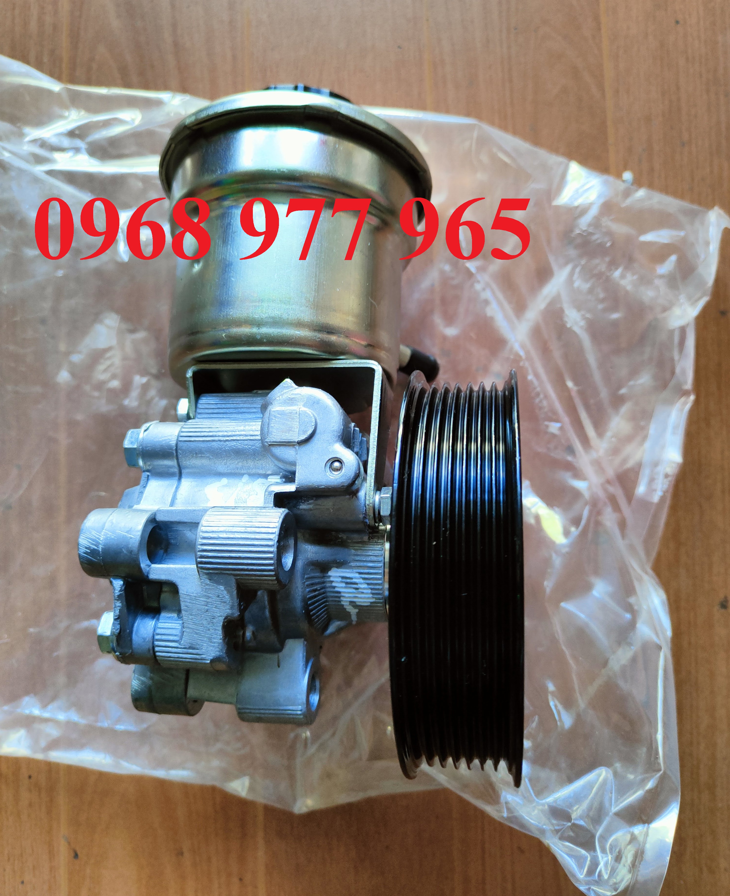 Bơm trợ lực lái Innova