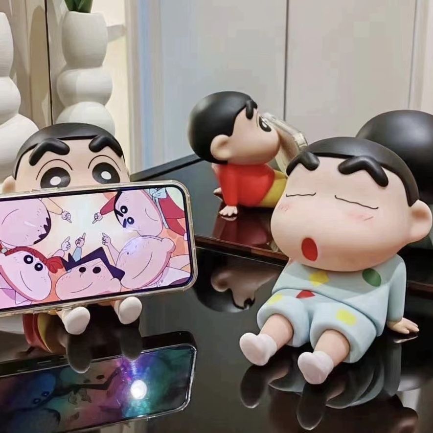 FG Crayon Shin-Chan Action Figures Mobile Phone Holder Desktop Decoration. 