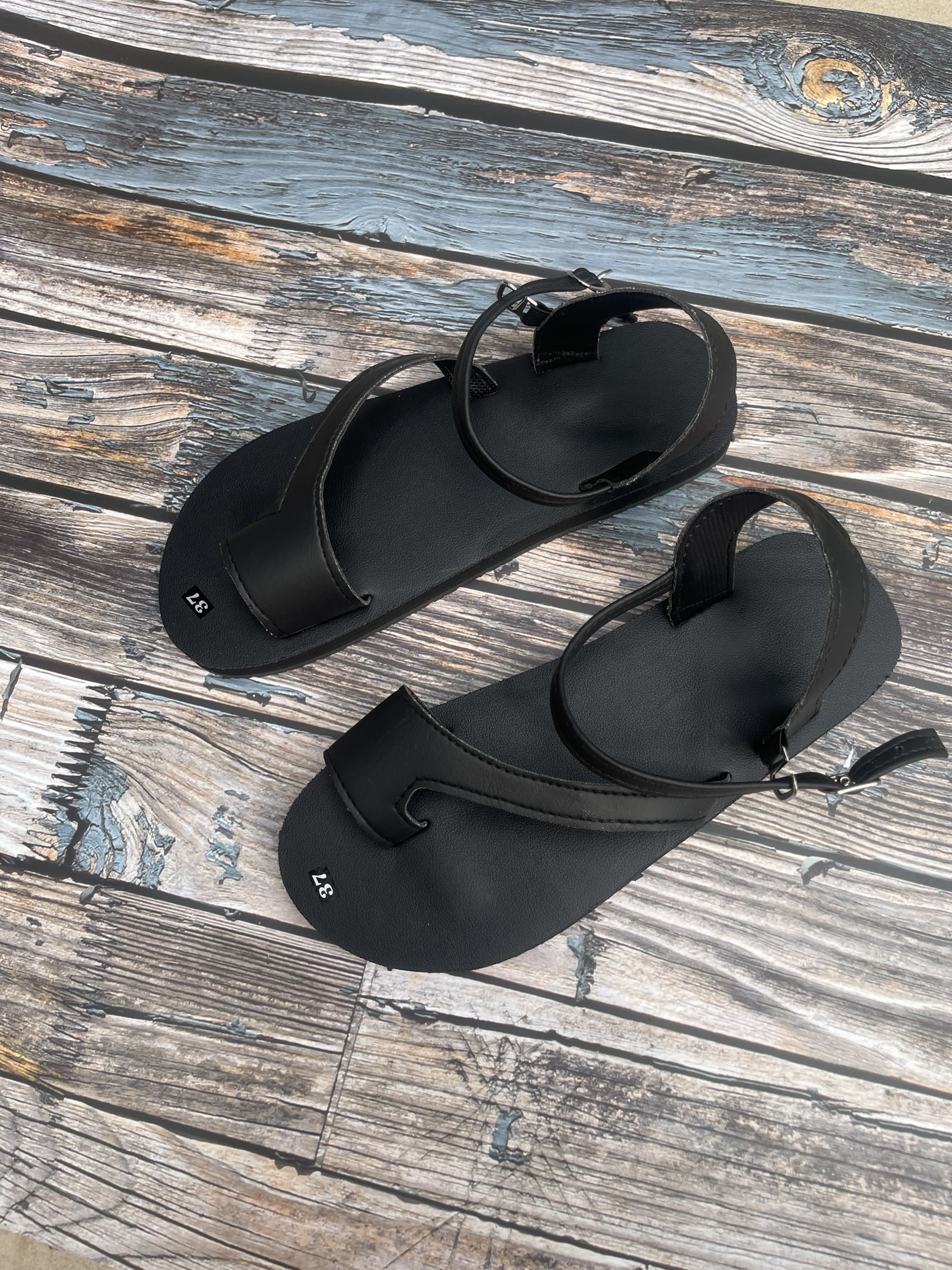 Sandal nữ xỏ ngón dây chéo