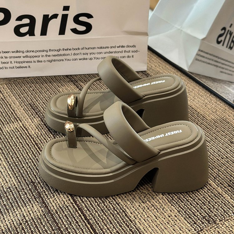 Giày sandal đế xuồng mềm thời trang cho nữ