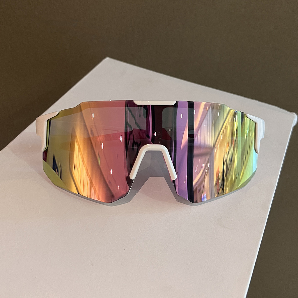 New%20Outdoor%20Sports%20Cycling%20Windproof%20Sunshade%20Sunglasses%20Colorful%20Men%20Women%20Night%20Riding%20Color-changing%20Glasses%20Sunglasses%20-%20Image%203