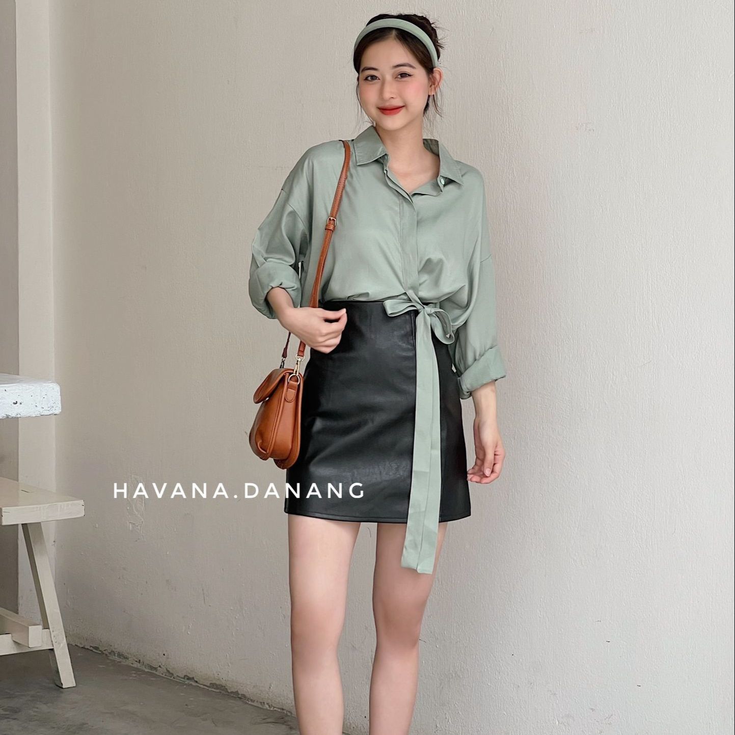 Áo sơ mi lụa nữ dài tay, sơ mi buộc eo mềm mịn freesize