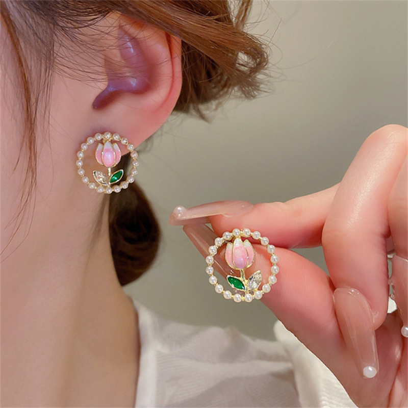 Romantic%20Pearl%20Flower%20Stud%20Earrings%20For%20Women%20Korean%20Enamel%20Sweet%20Tulip%20Flowers%20Exquisite%20Earrings%20Party%20Charm%20Jewelry%20XIEGONG%20-%20Image%205
