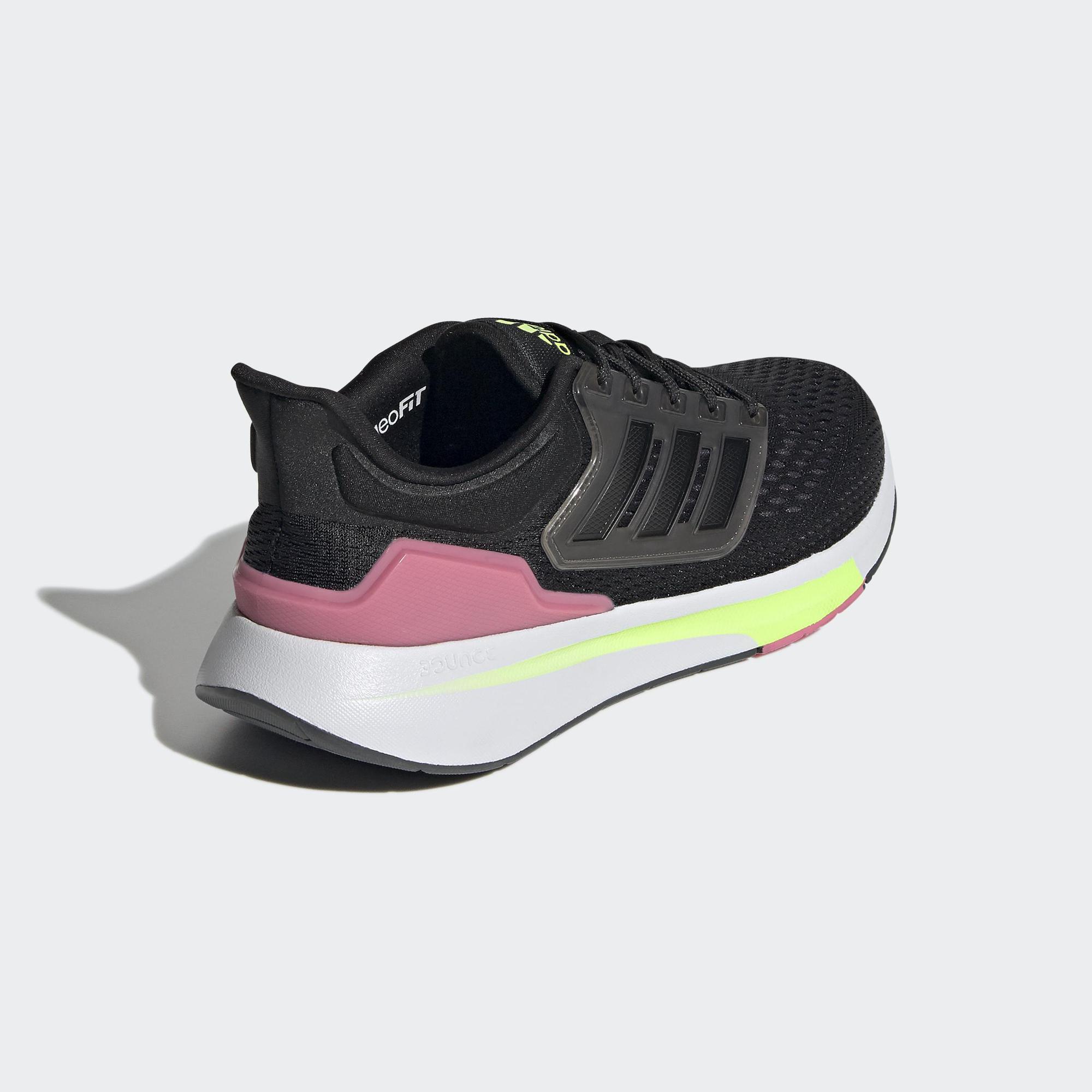adidas Chạy Giày Chạy Bộ EQ21 Nữ Đen H68076