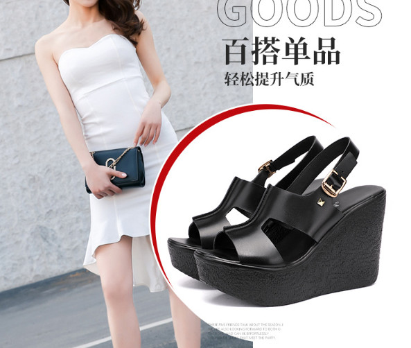 Giày sandan đế xuồng 10f