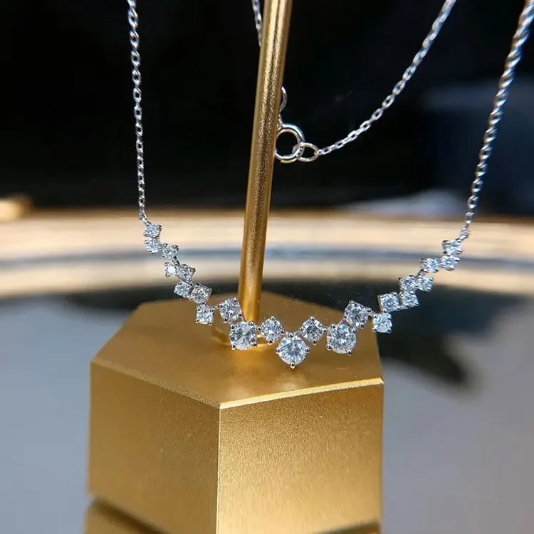 Fashion%20New%20Product%201%20Carat%20Small%20Diamond%20Pendant%20Silver%20Necklace%20Female%20Shiny%20Crystal%20Clavicle%20Chain%20Jewelry%20Party%20Gift%20-%20Image%207