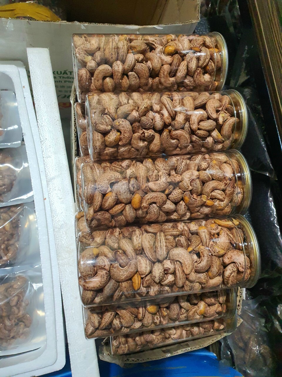 Hạt Điều Rang Muối Bình Phước Nguyên Vỏ Lụa Hộp 500gr