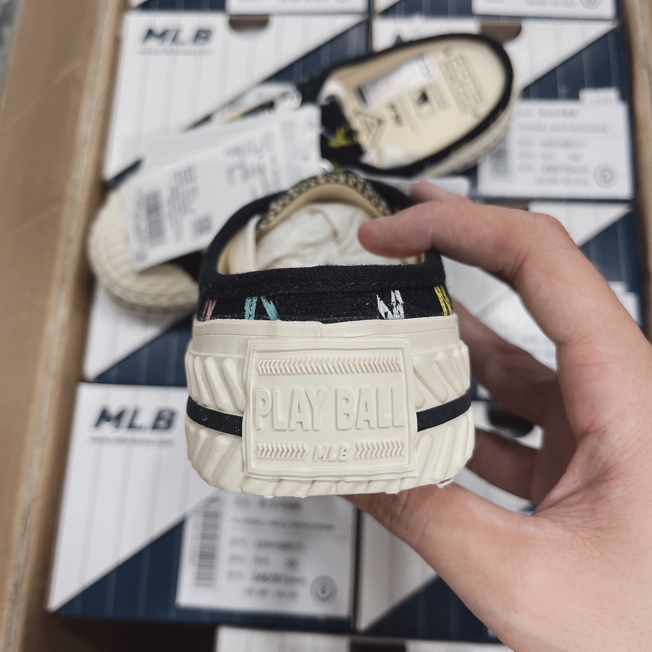 Giày Mlb Đạp Gót Mule Monogram - Playball Mule Monogram New York Yankees