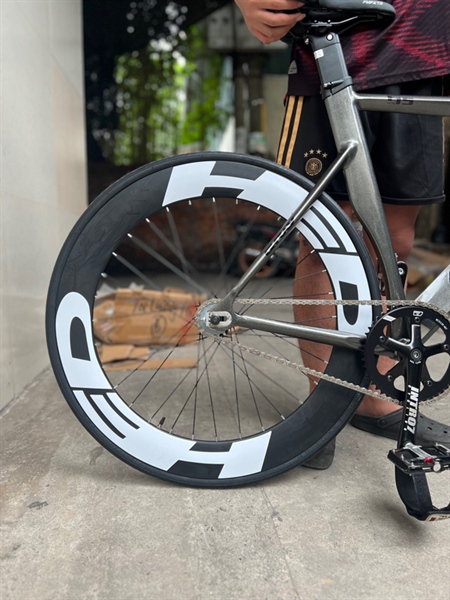 Tem Decal HED dán vành 7/9cm 4 tem (bộ)