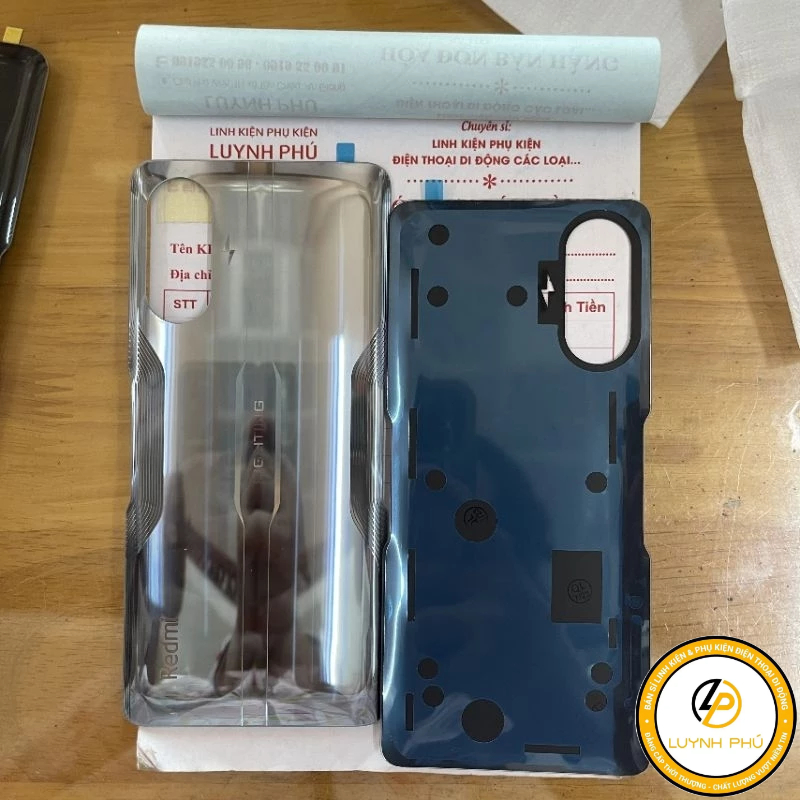 Nắp lưng redmi k40 gaming (ảnh thực tế)