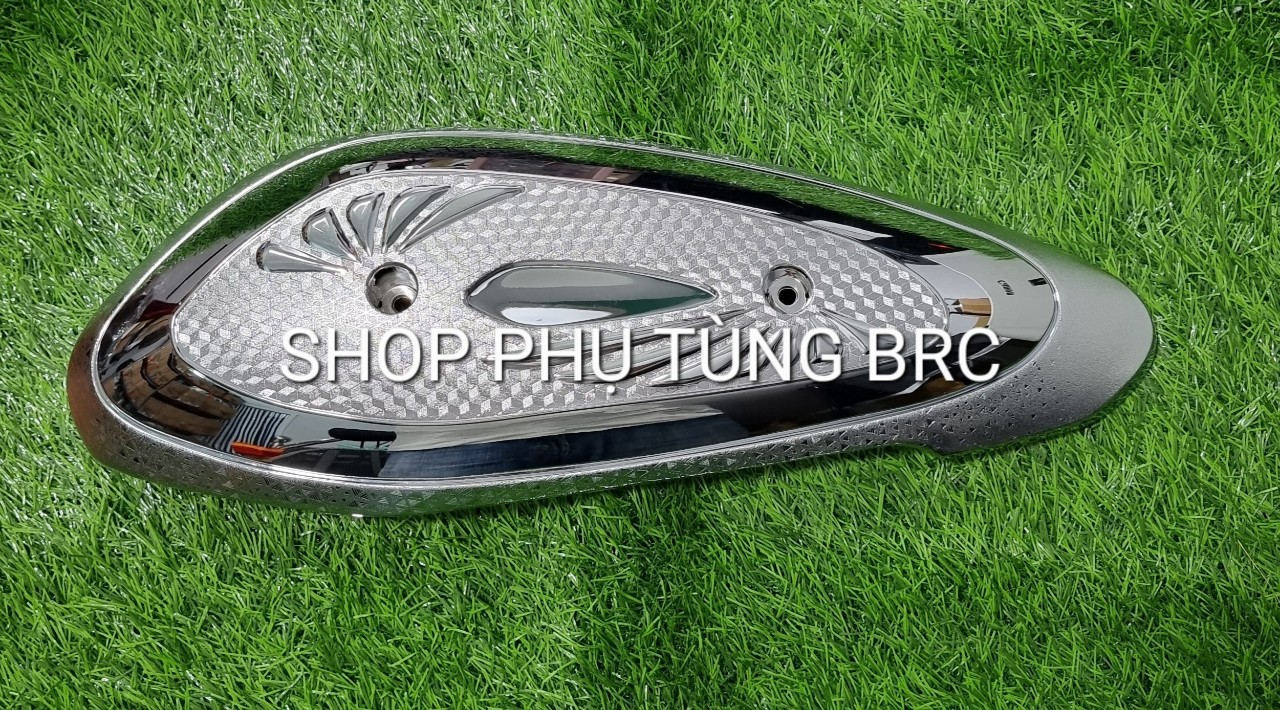 Ốp che pô mạ CROM xe SH mode 2020, 2021  trở lên.