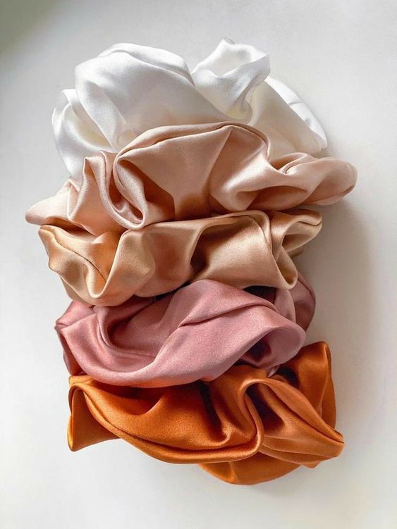 Dây cột tóc vải scrunchies lụa cao cấp màu trắng