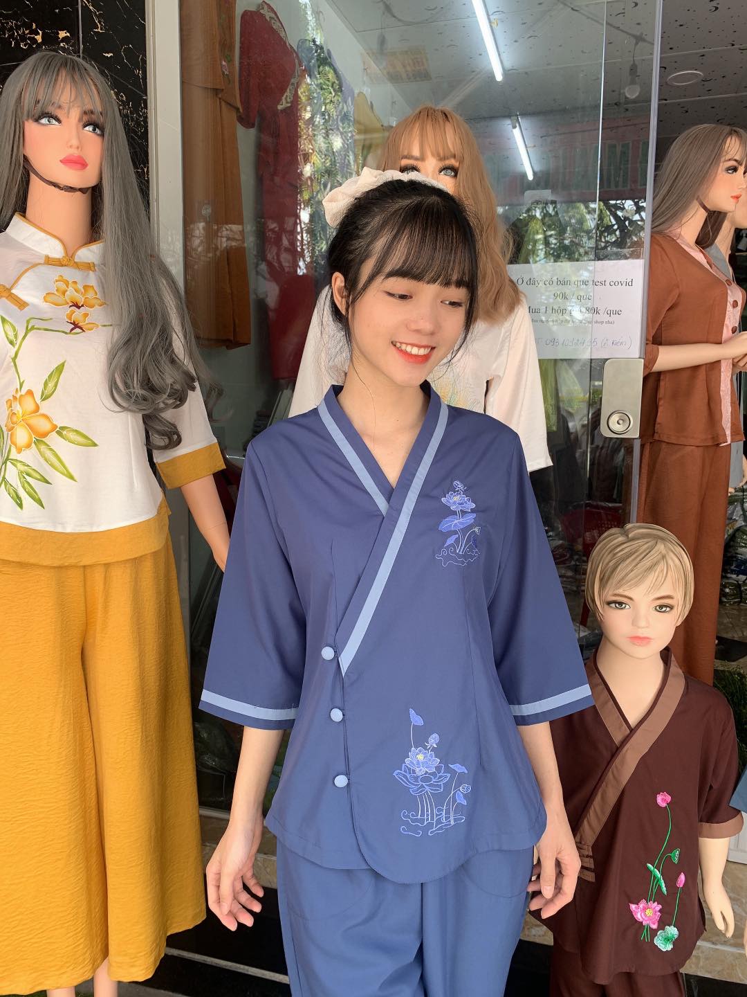 Đồ lam đi chùa - Cổ chéo nút bọc