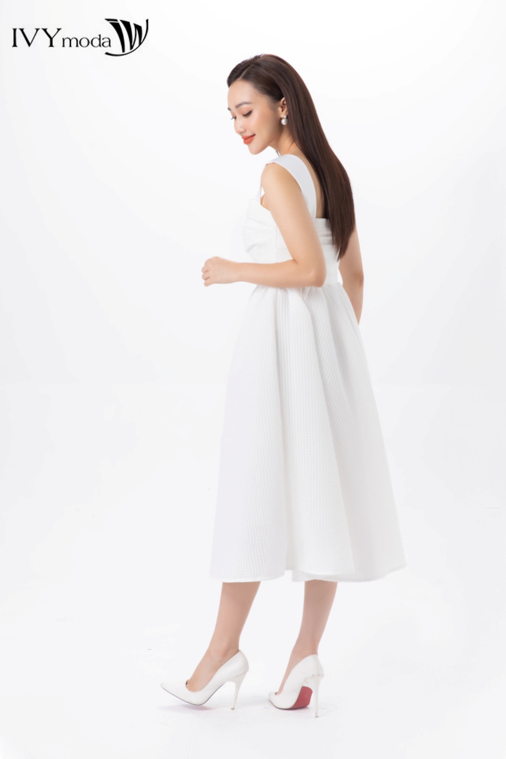 Đầm dạ hội xòe phối hoa IVY moda MS 45S2701