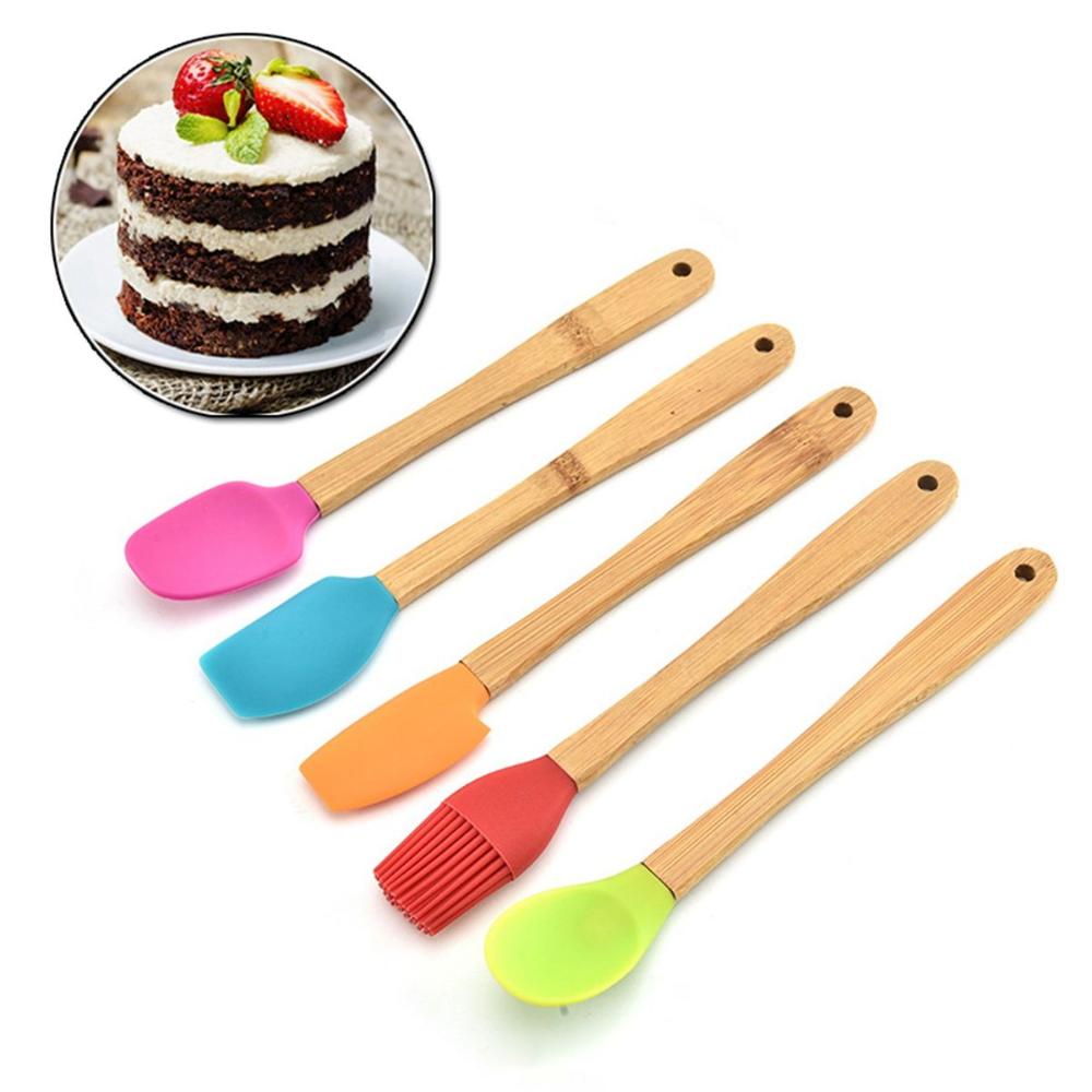 DKVNK Cookie Pastry Wooden Handle Mini Non-stick Silicone Brush Cake Scraper Baking Tools Spatula