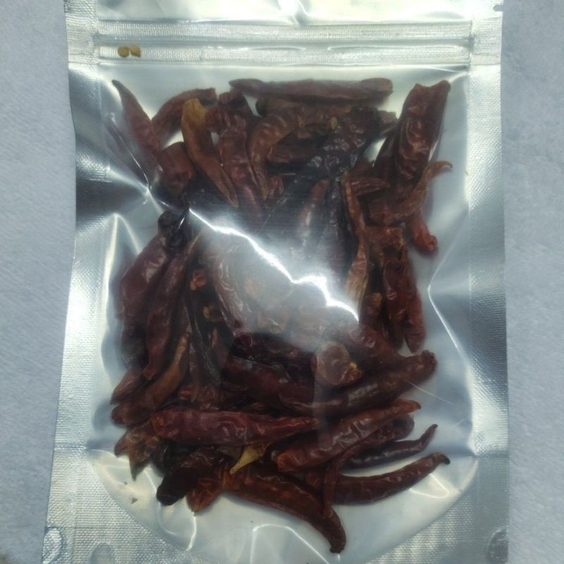 Gi ớt khô nguyên trái 50g. 01