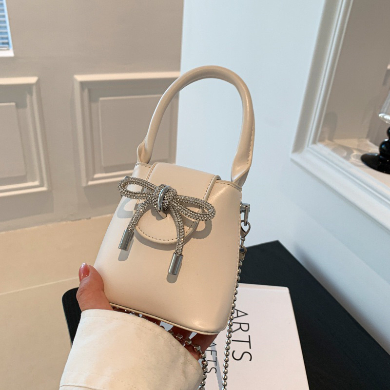 Tas Selempang Kulit Wanita Mungil Tas Cewek Rantai Kecil Elegan