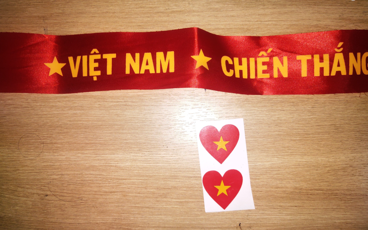 Sticker / Băng rôn cổ vũ Việt Nam
