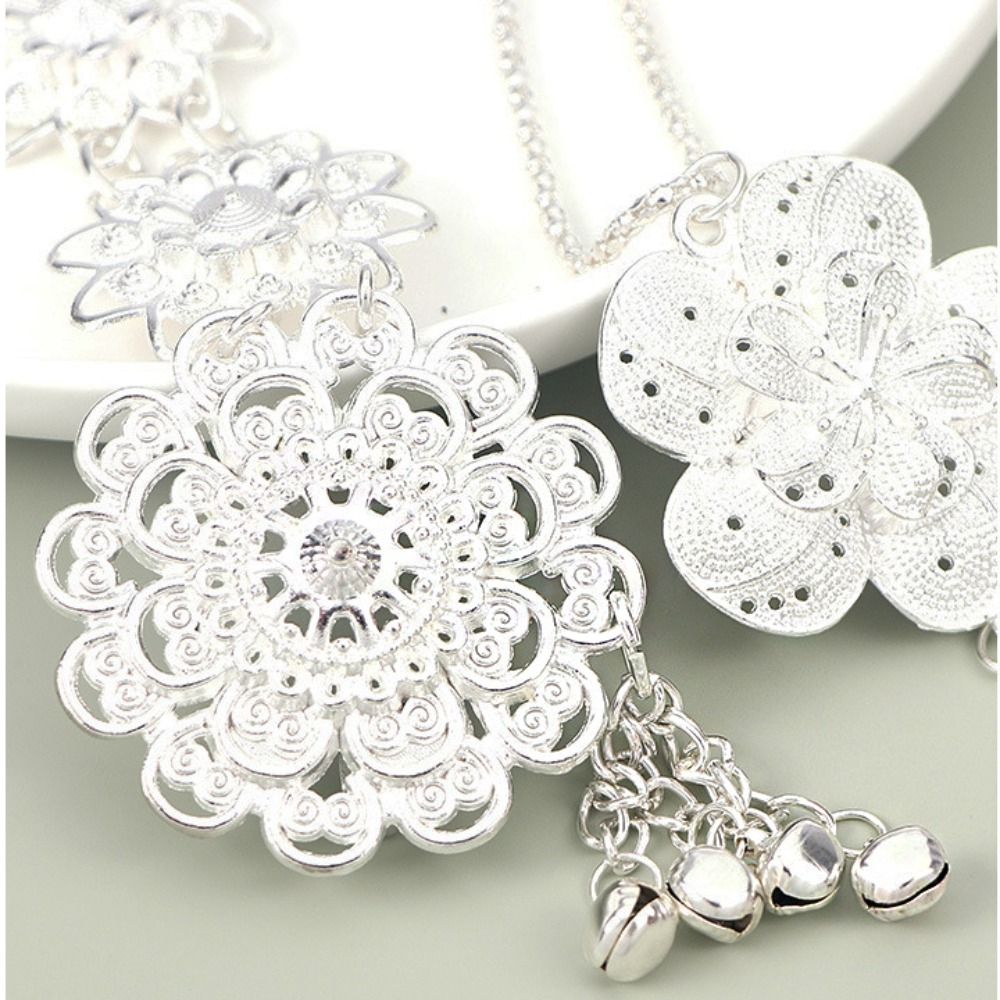 Classic%20Metal%20Ethnic%20Style%20Belt%20Bell%20Tassel%20Belt%20Hollow%20Out%20Dance%20Dress%20Belt%20Chains%20Party%20Decoration%20-%20Image%205
