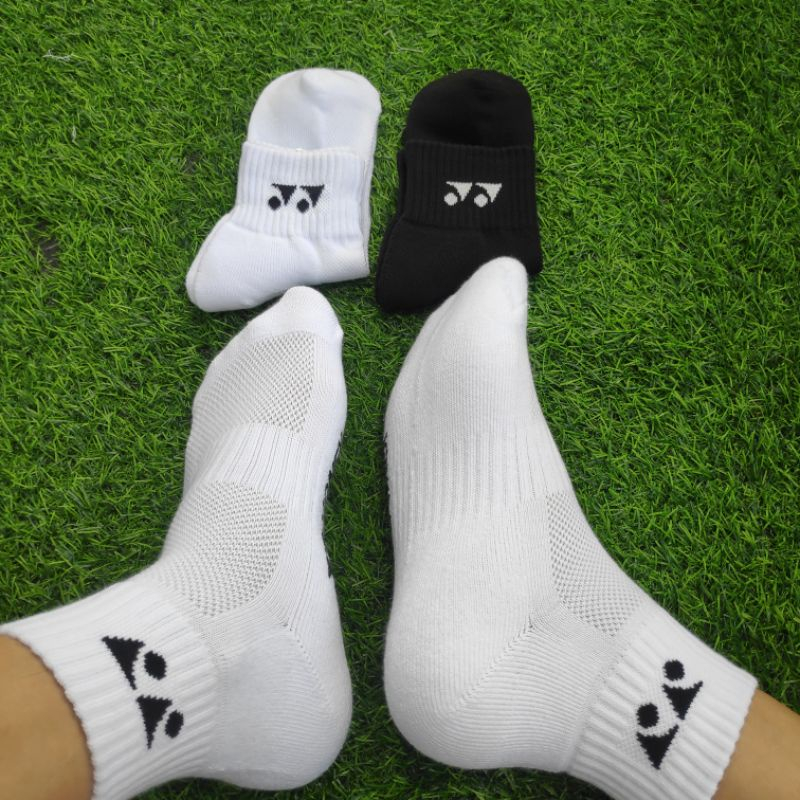 Tất Yonex thể thao ngắn cổ