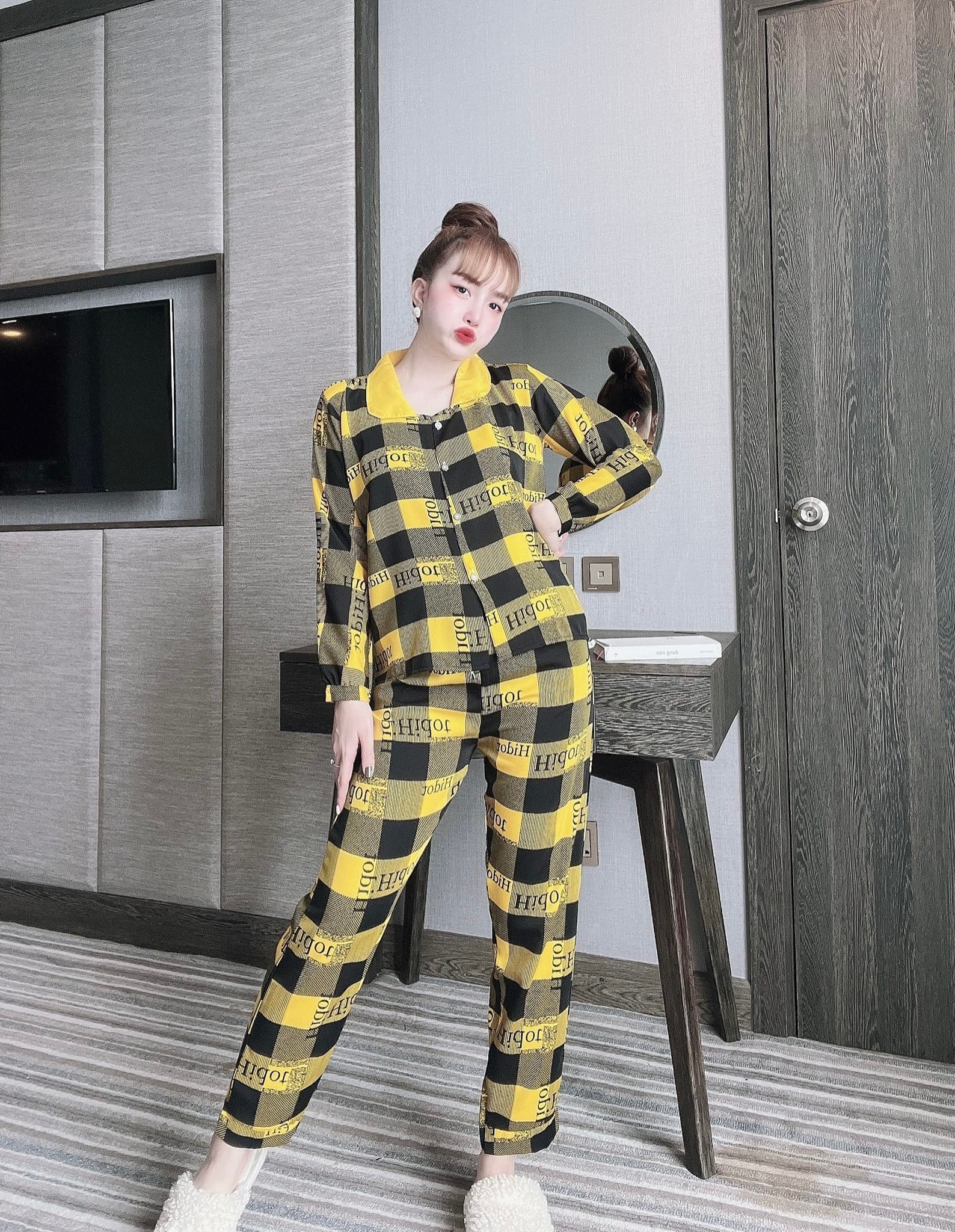 [HCM]Set Bộ Lụa Mango Dài Siu Xinh Kiểu Cực Xinh- Mẫu mặc sp thật
