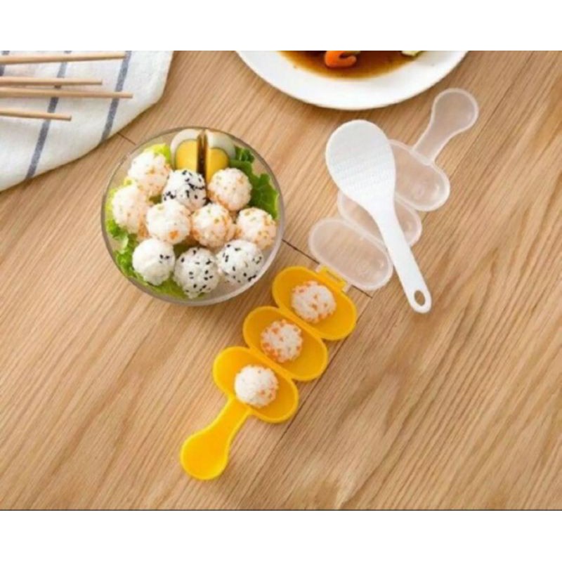 Khuân Lắc Cơm Cho Bé ( tặng kèm thìa )