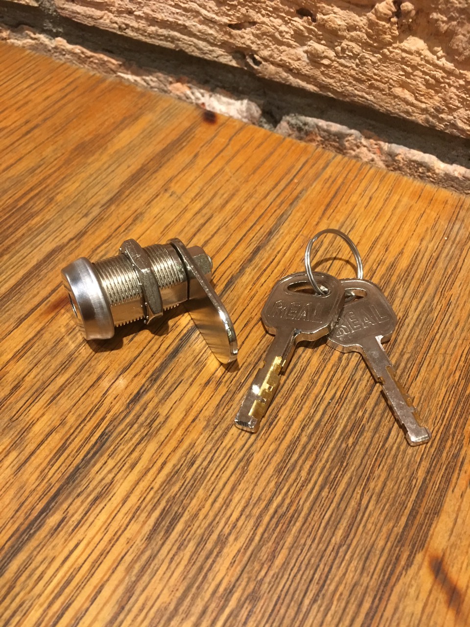 Khóa tủ locker RL8042