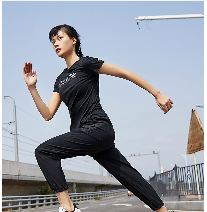 Áo Thể Thao Nữ LINING ATSQ038 Chính Hãng