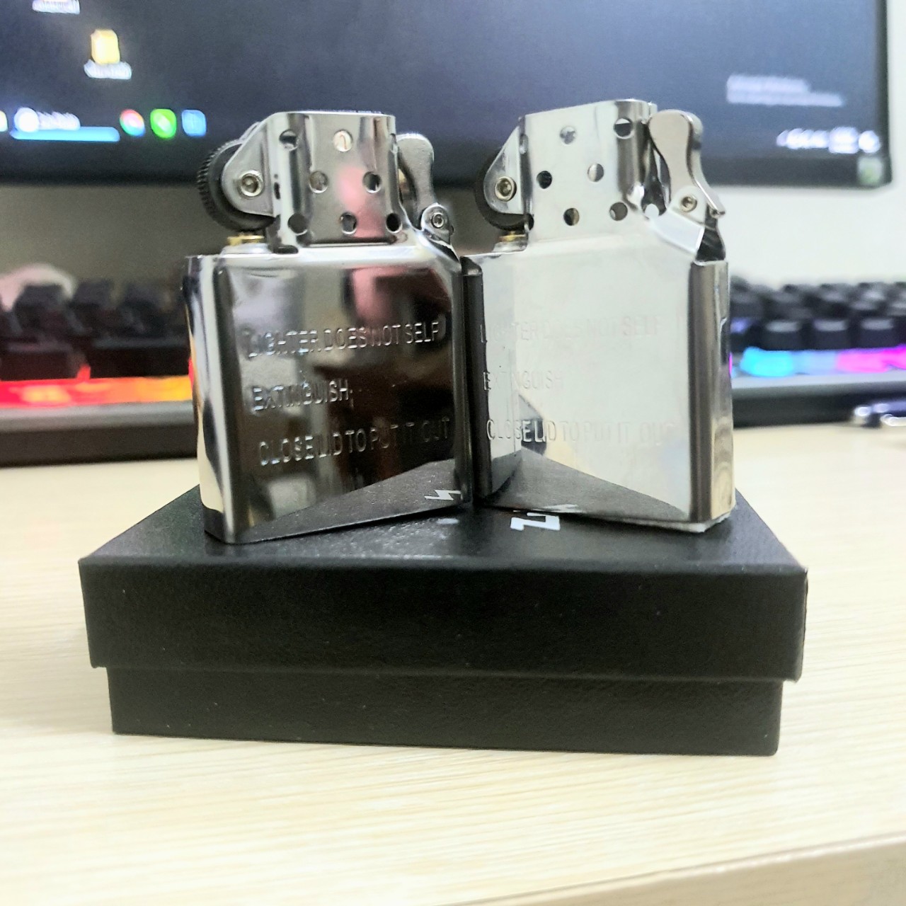 Phụ Kiện Ruột Zippo Màu Bạc - Ruột Bật Lửa Xăng Đá