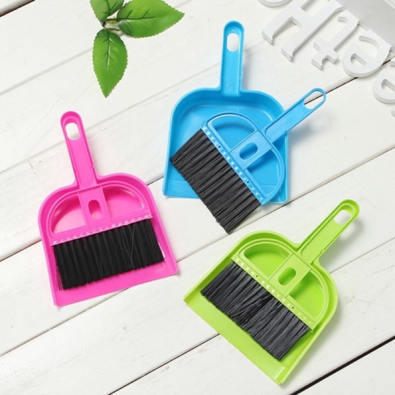 Bộ chổi mini quét bàn thờ, phủi bụi máy tính