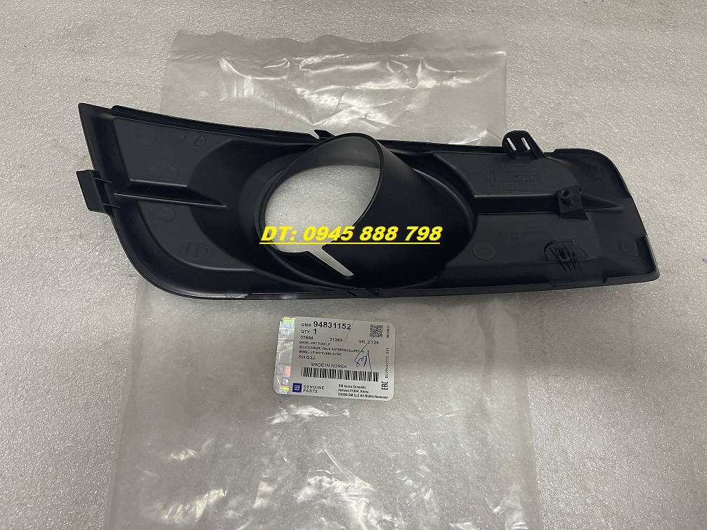Ốp đèn gầm Chervolet cruze 2010-2012