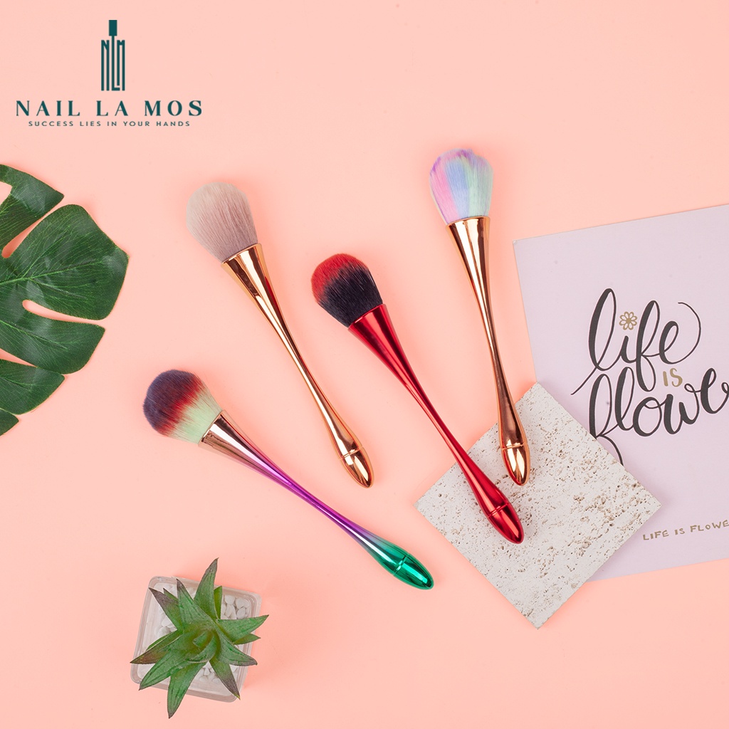 Chổi phủi bụi nail cán dài, cọ phủi bụi móng