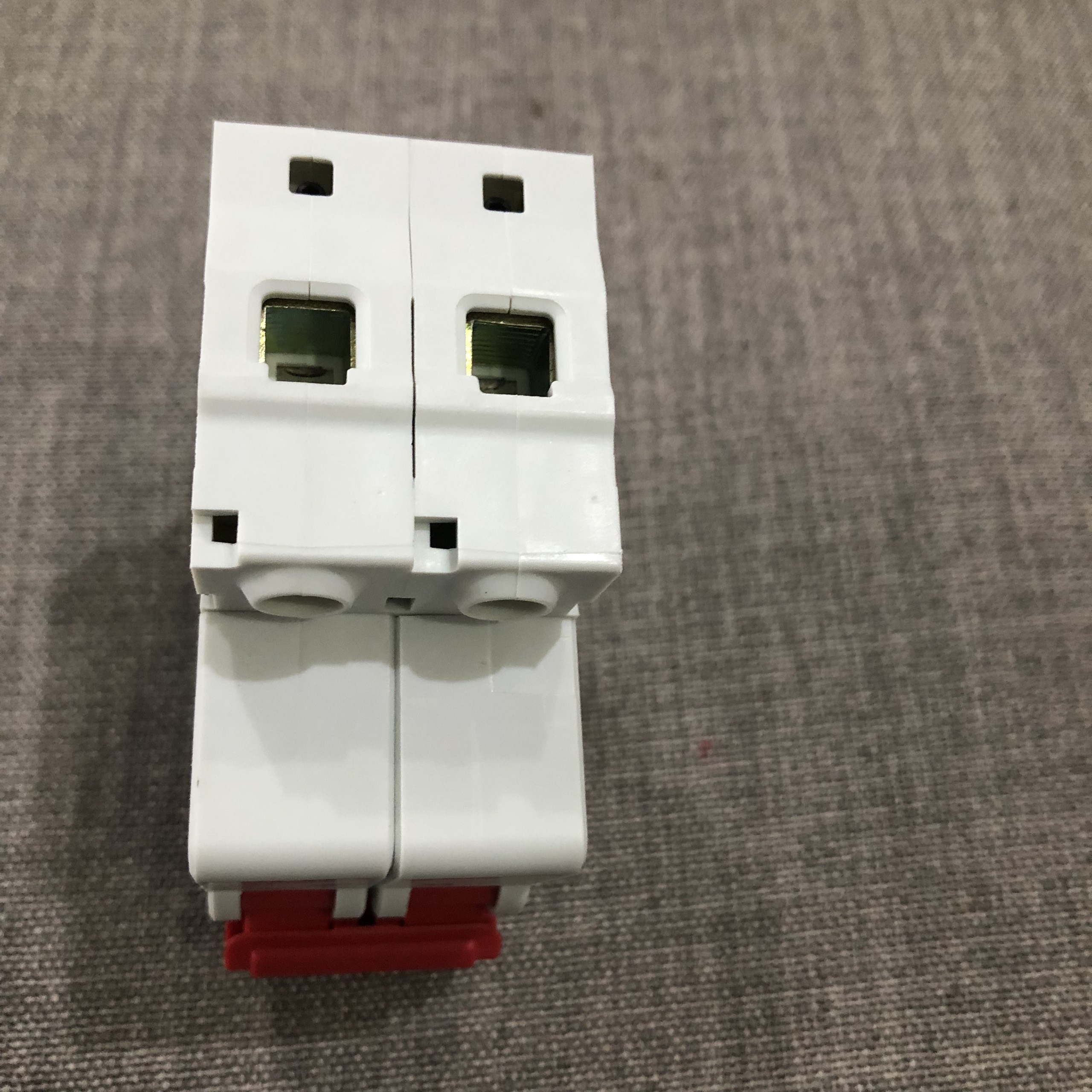 MCB AC Delixi 32A 2 pha