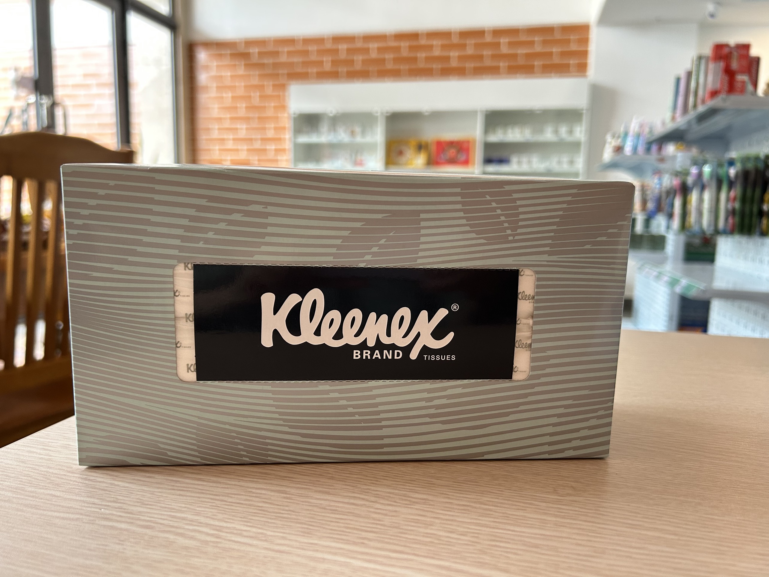 Khăn giấy hộp KLEENEX 170 tờ x 2 lớp