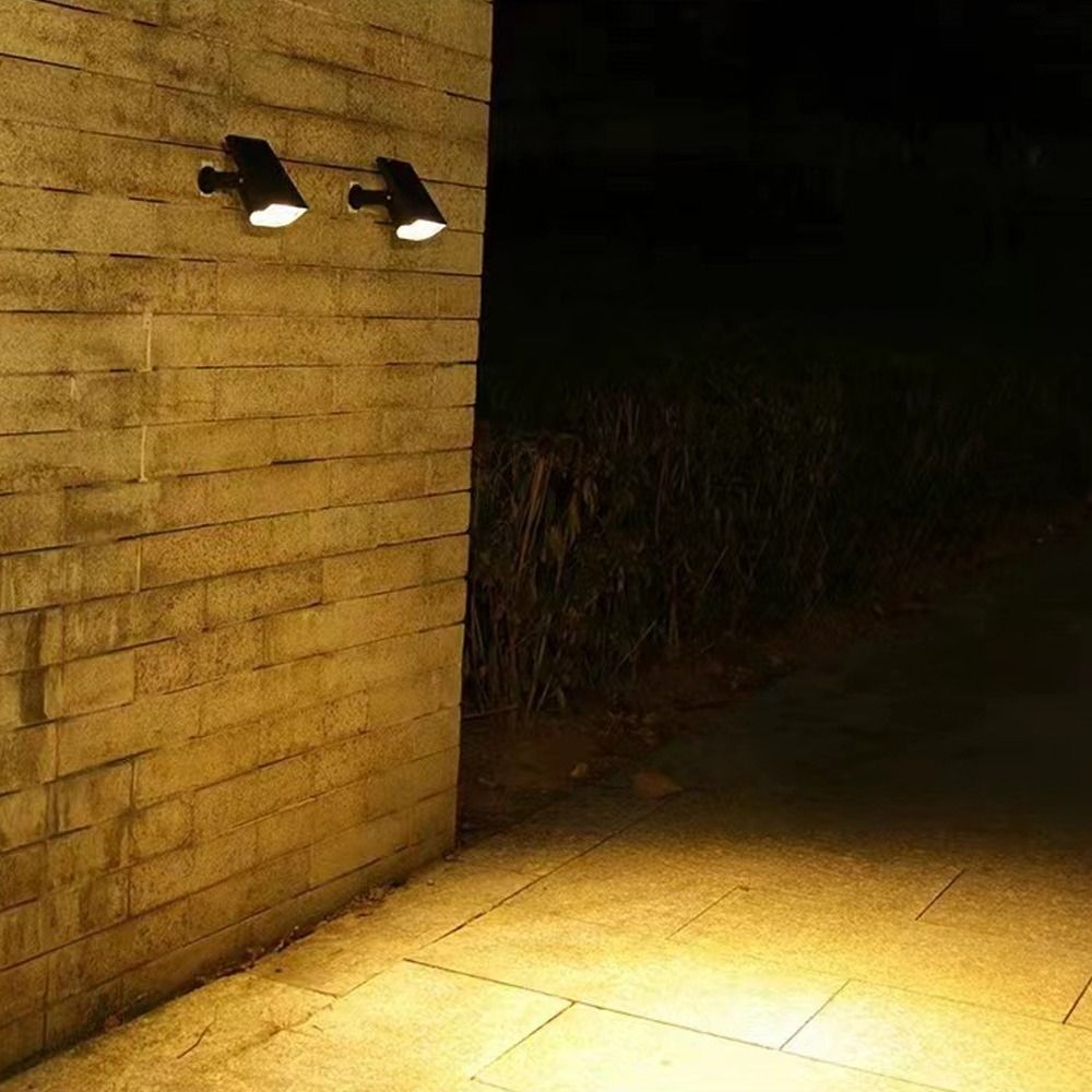 Durable%202/7LED%20Solar%20Spotlight%20Waterproof%20Adjustable%20Garden%20Decor%20Lamp%20Anti-freezing%20Ultra%20Bright%20Pathway%20Lighting%20Lamp%20Courtyard%20Lighting%20-%20Image%205