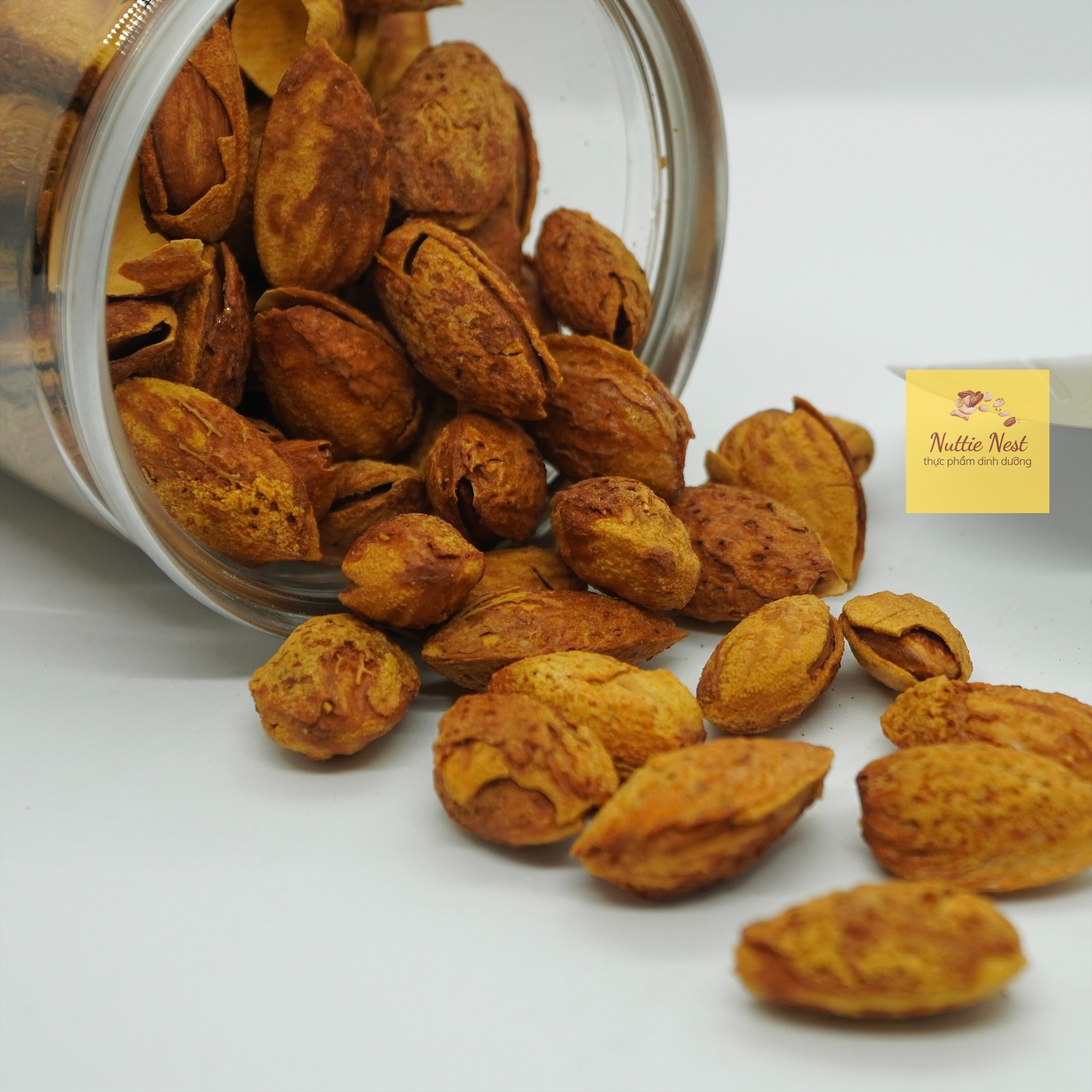 Hạnh nhân rang bơ vỏ mỏng Nuttie Nest 500g
